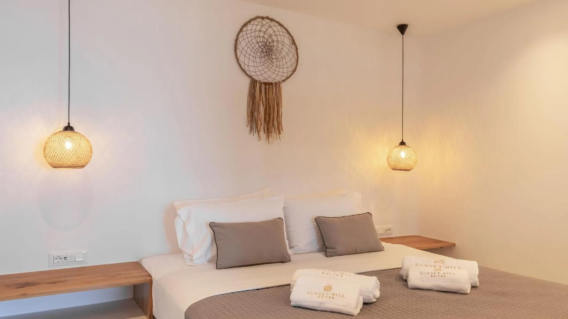 Sunset Hill Suites Mykonos Town Couette-café