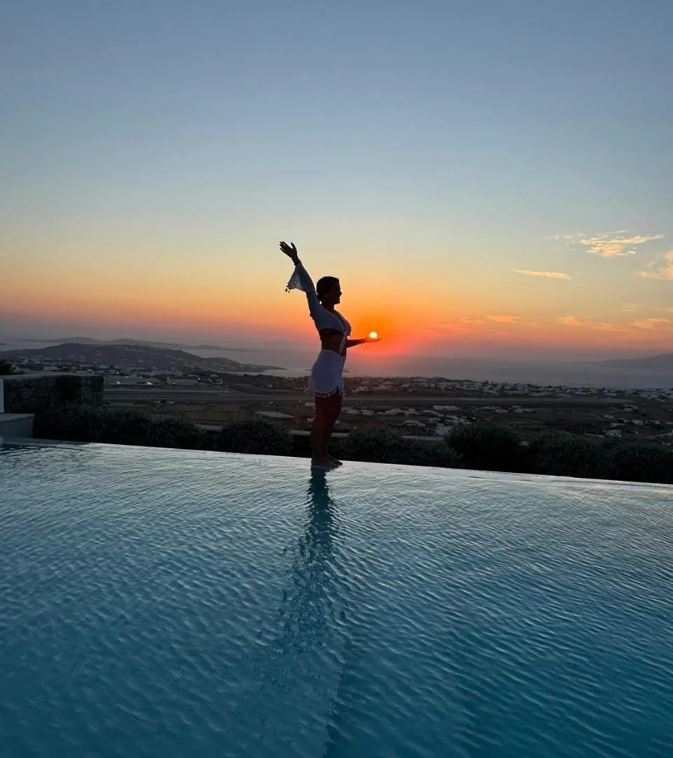 Sunset Hill Suites Mykonos Town